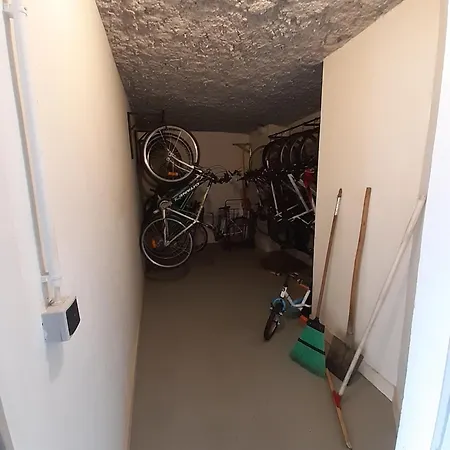 Apartman Terrasse Parking Et Local Velo Securise